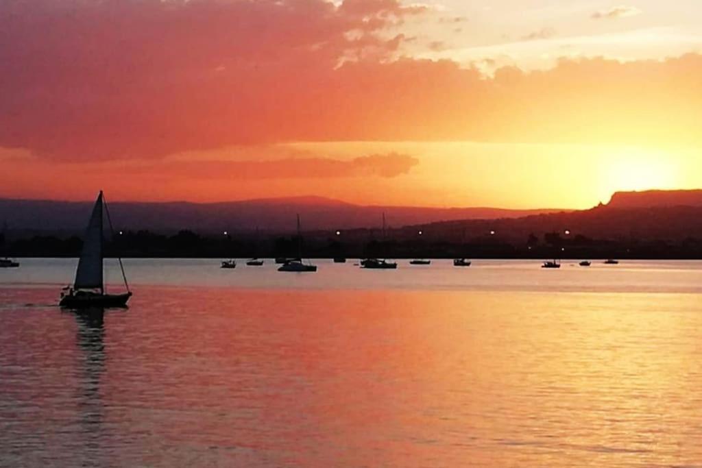 Terrazza Sul Mare Attico "Alfeo E Aretusa" Syracuse Ngoại thất bức ảnh